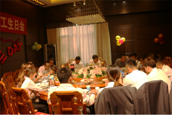 生日会(1)46.png